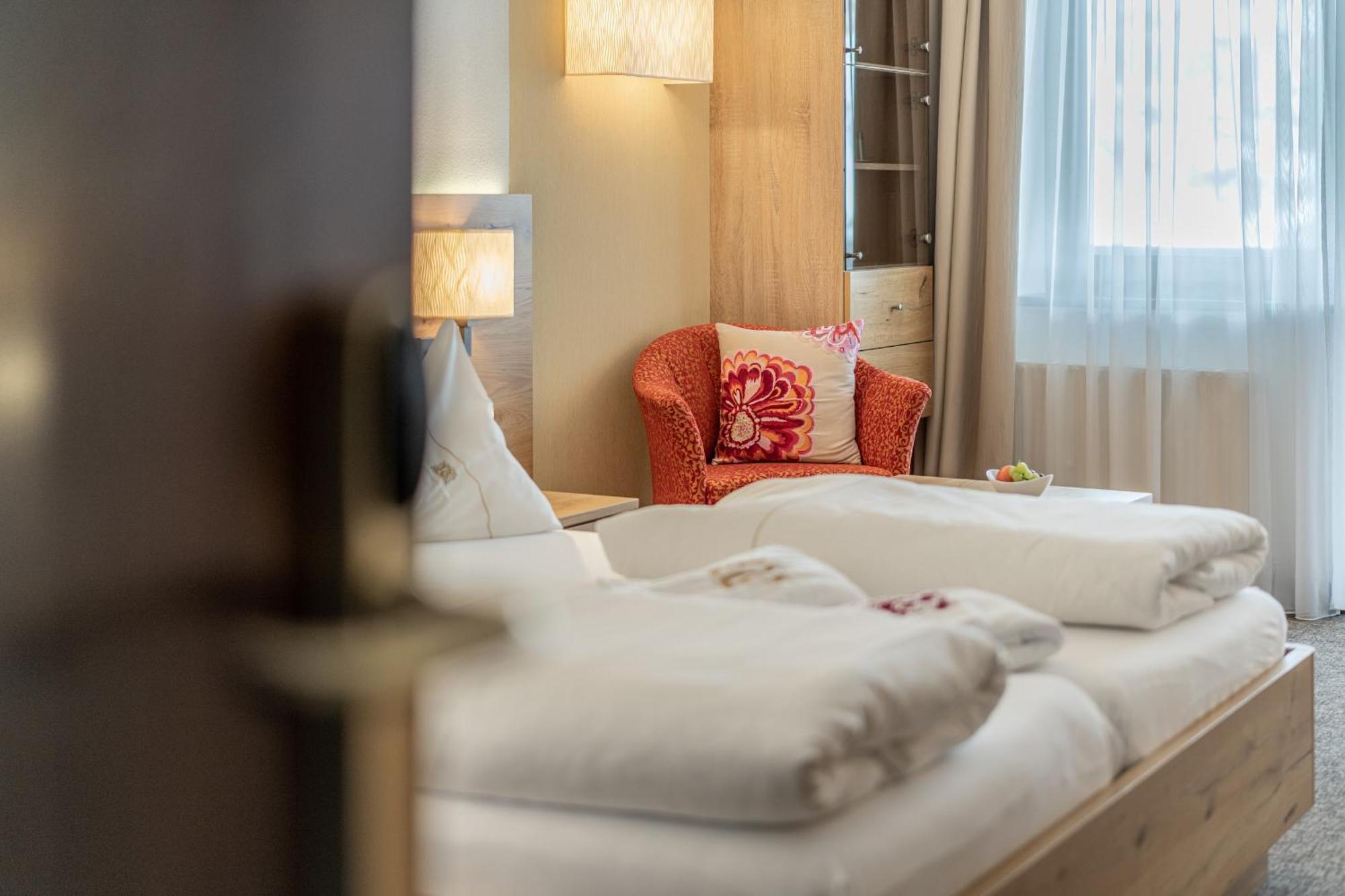 אוברגורגל Hotel Madeleine מראה חיצוני תמונה