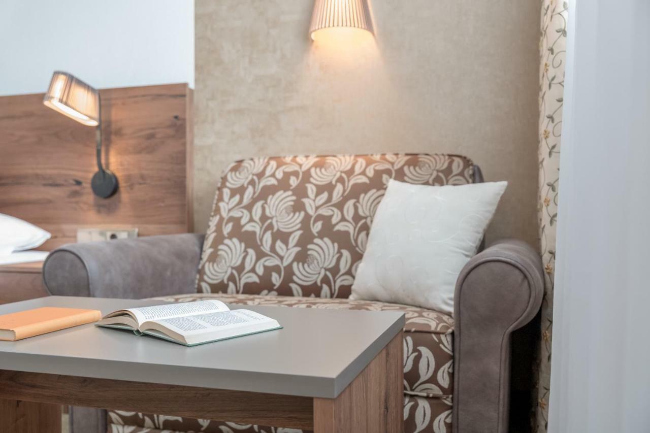 אוברגורגל Hotel Madeleine מראה חיצוני תמונה