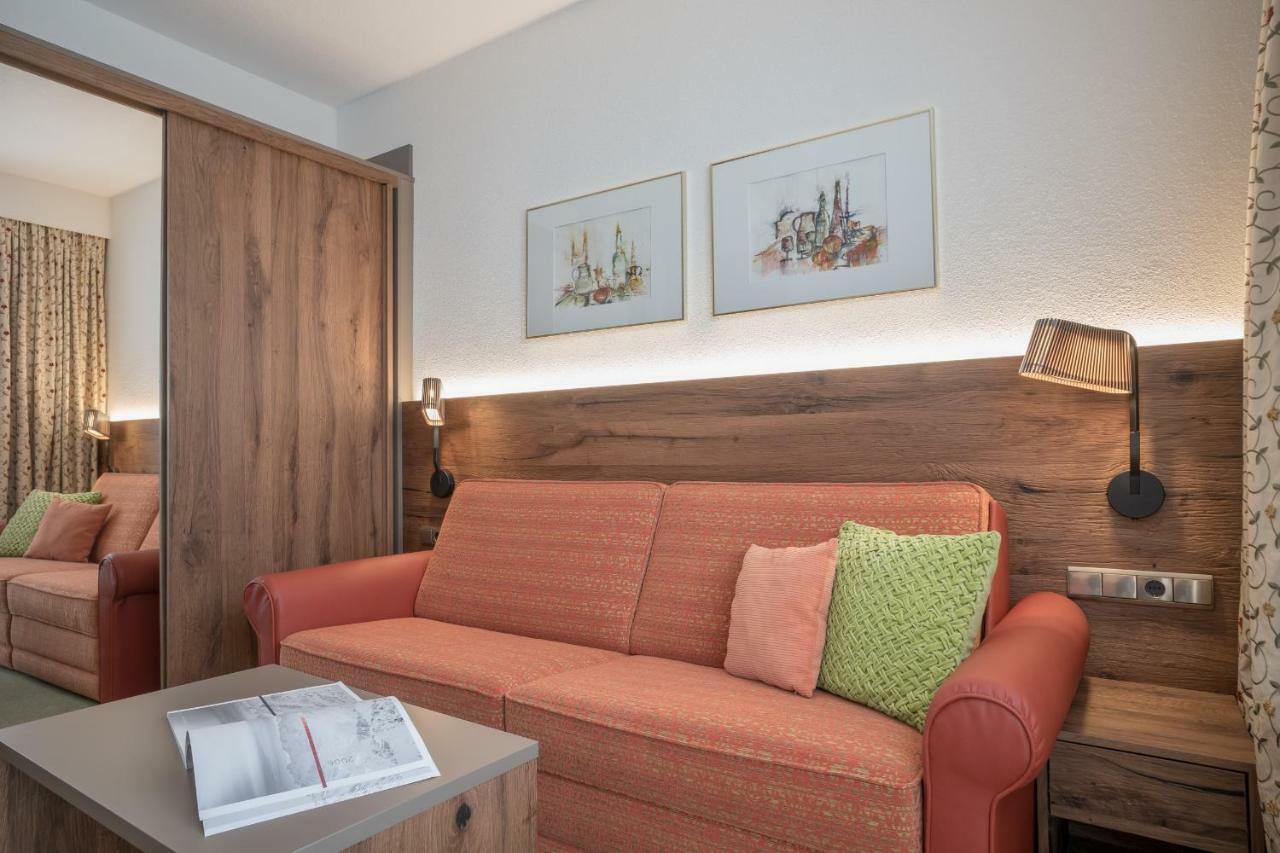 אוברגורגל Hotel Madeleine מראה חיצוני תמונה